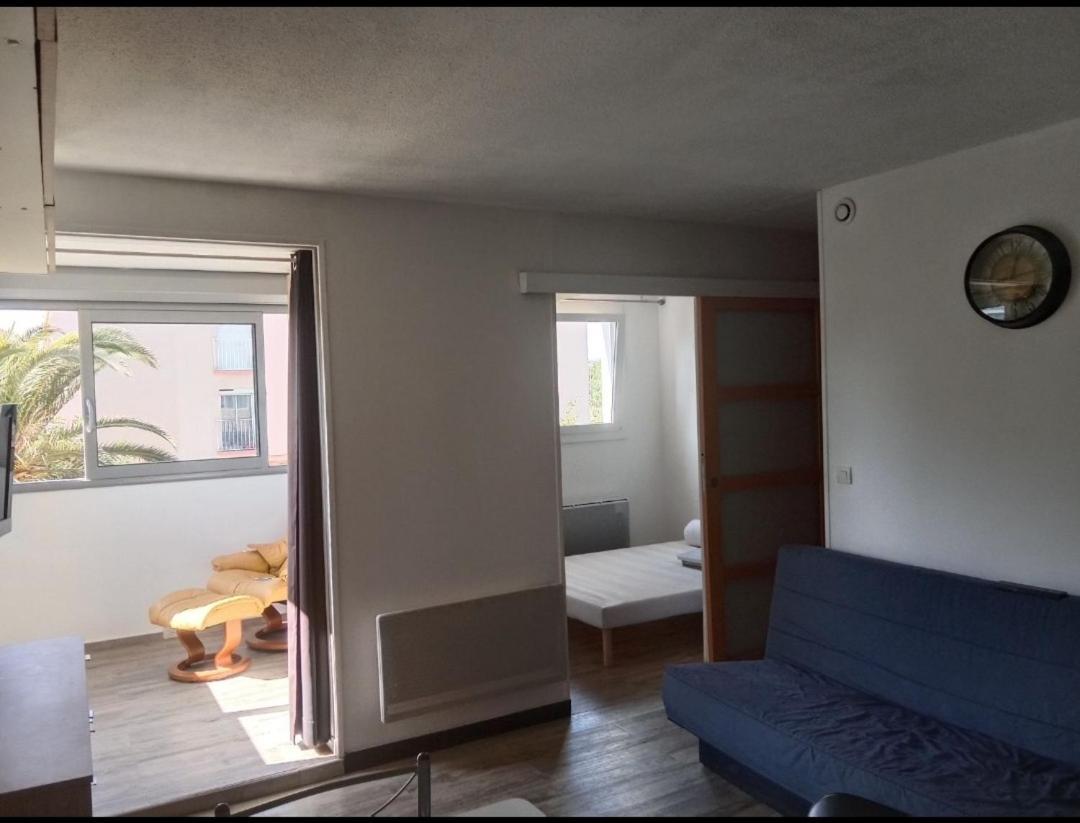 Frejus-Plage Et Centre-Ville, 28 M2, Accueil 4 Personnes, Francais, English Spoken Exteriör bild