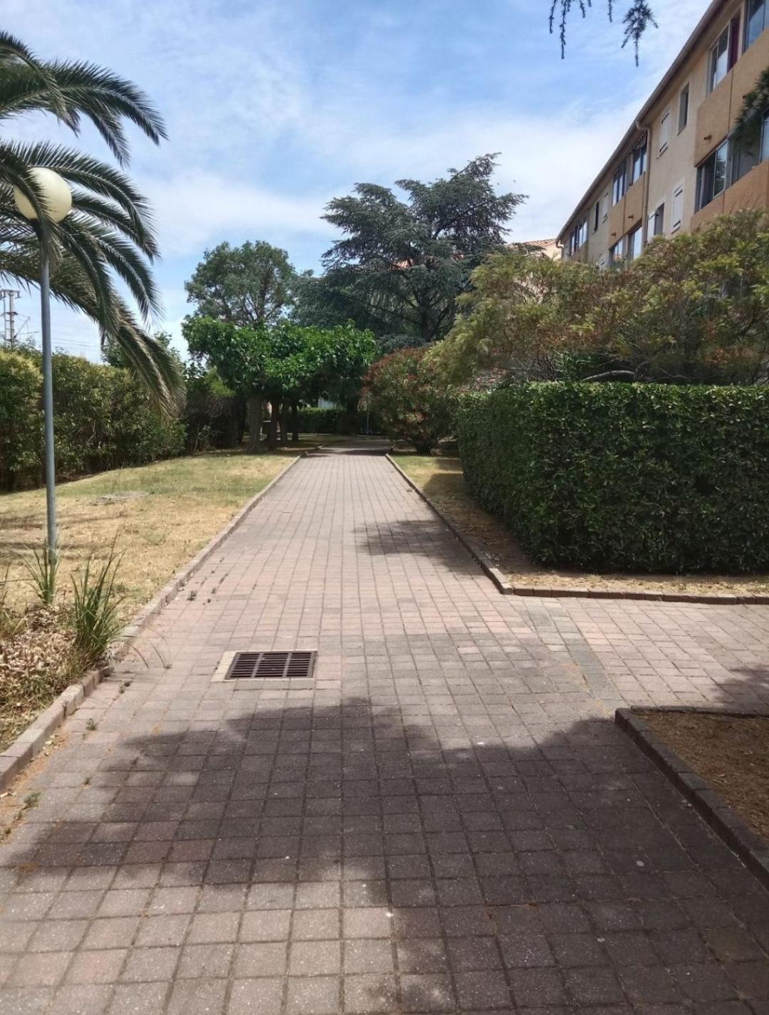 Frejus-Plage Et Centre-Ville, 28 M2, Accueil 4 Personnes, Francais, English Spoken Exteriör bild